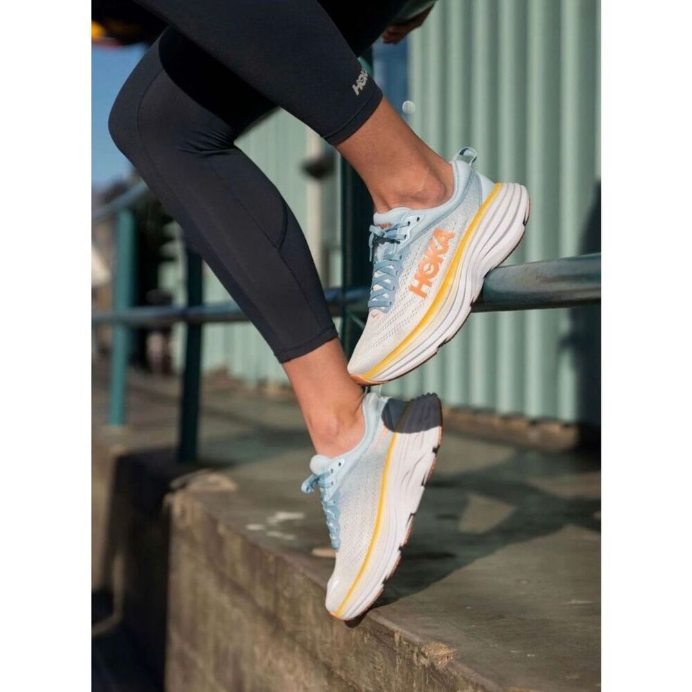 ✨HOKA Bondi 8 Sz 9 Sneakers✨ - Picture 2 of 14